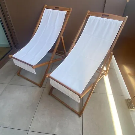 Splendid With A Terrace *